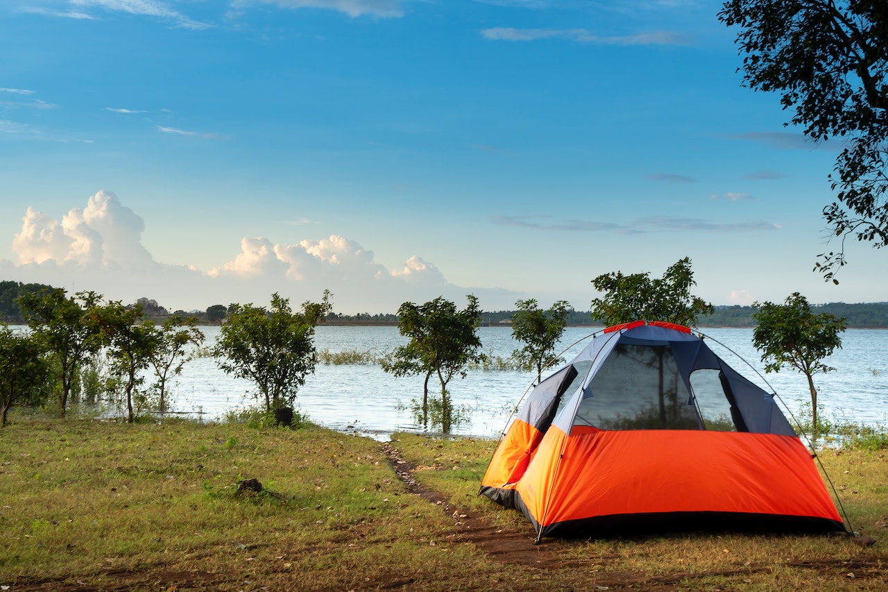 Bouches du Rhône et Provence : pourquoi le camping a le vent en poupe ?